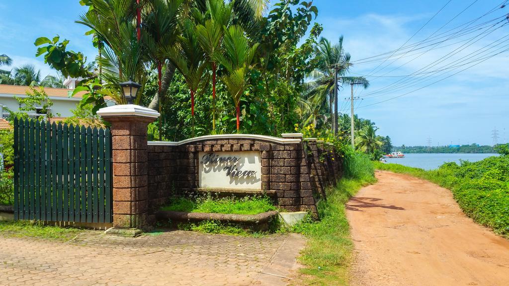 منغالور River View Guest House - Kavitha Residency المظهر الخارجي الصورة