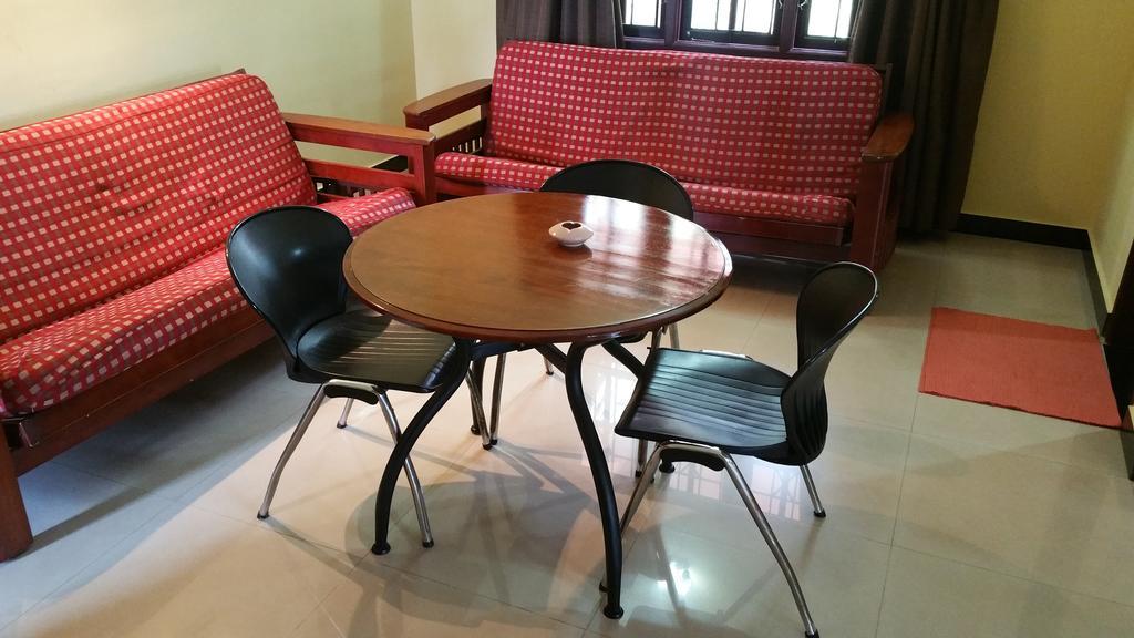 منغالور River View Guest House - Kavitha Residency المظهر الخارجي الصورة